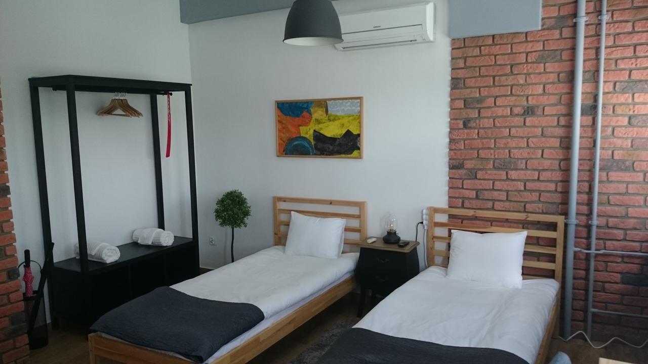 Hostel W5 Poznań Dış mekan fotoğraf