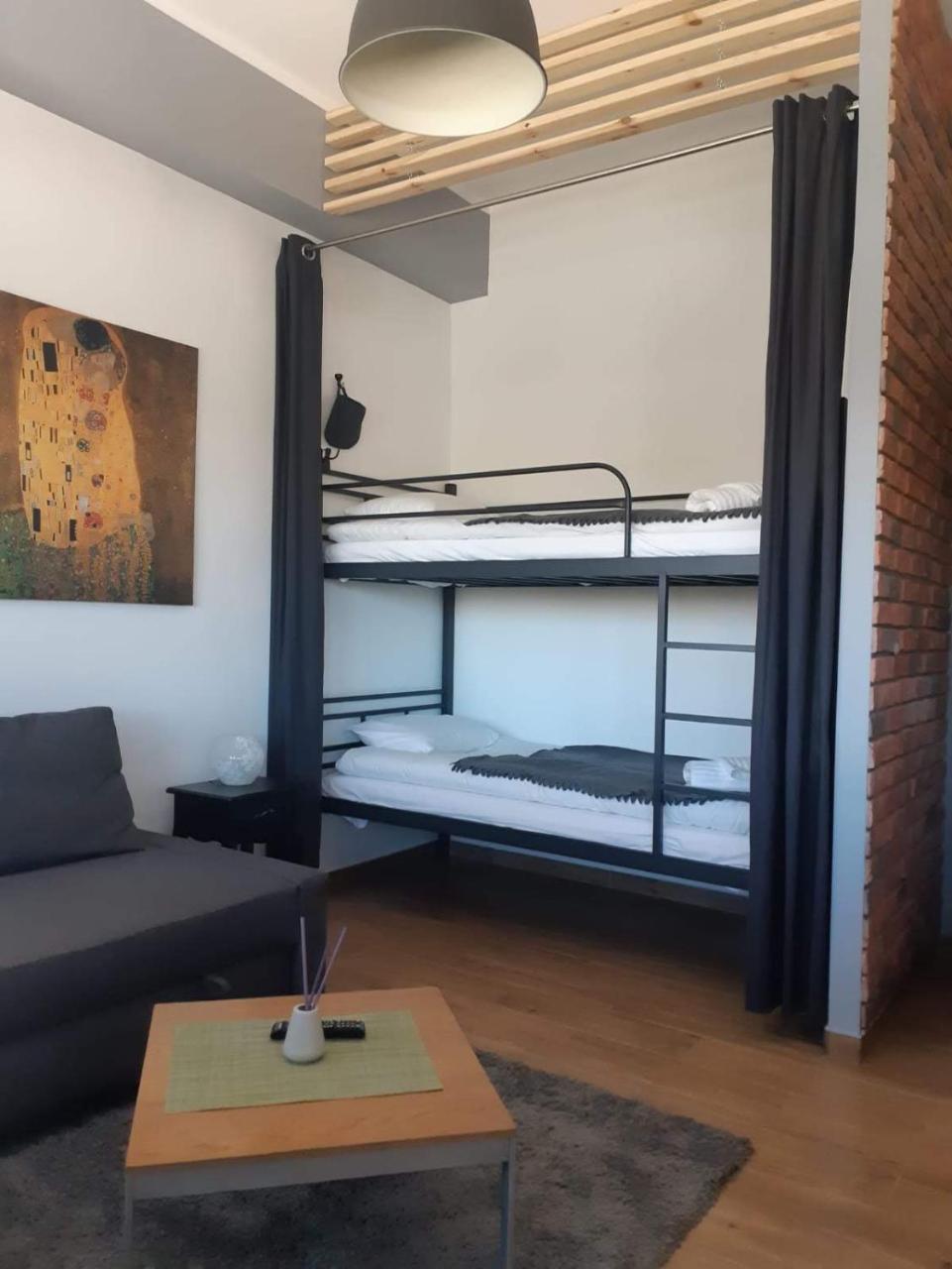 Hostel W5 Poznań Dış mekan fotoğraf