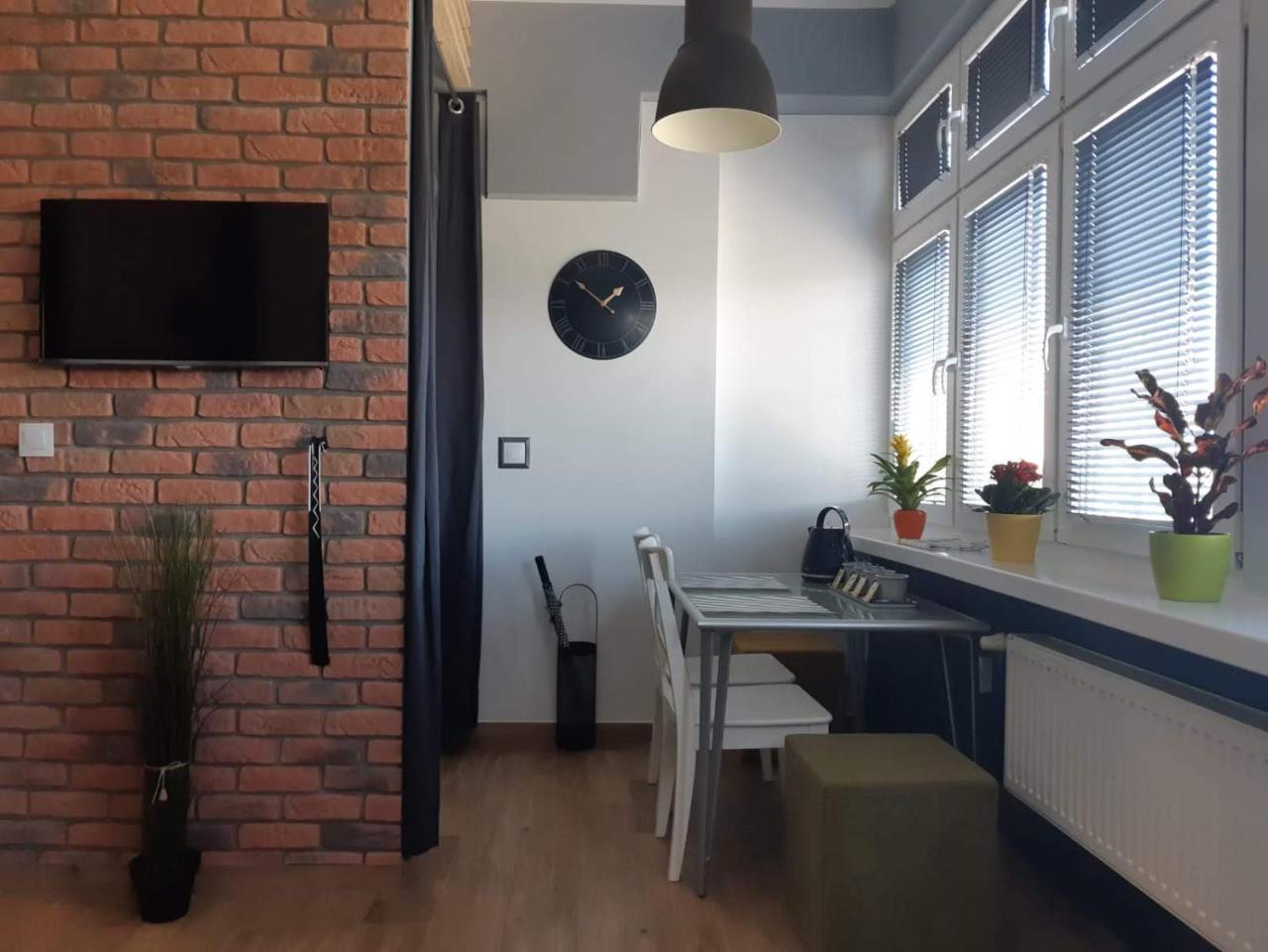Hostel W5 Poznań Dış mekan fotoğraf