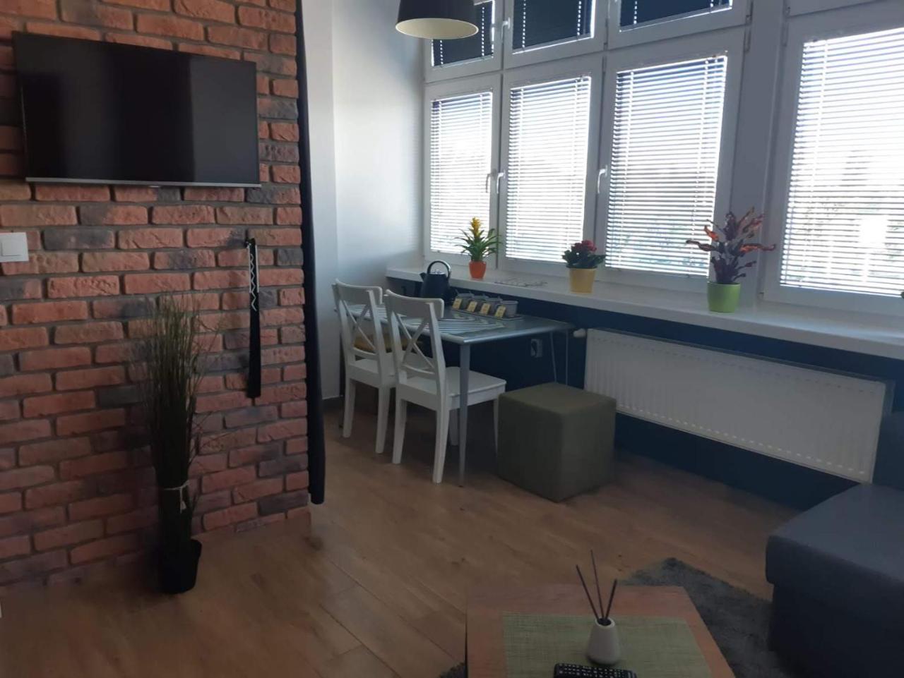 Hostel W5 Poznań Dış mekan fotoğraf