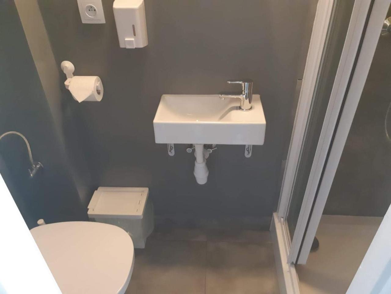 Hostel W5 Poznań Dış mekan fotoğraf