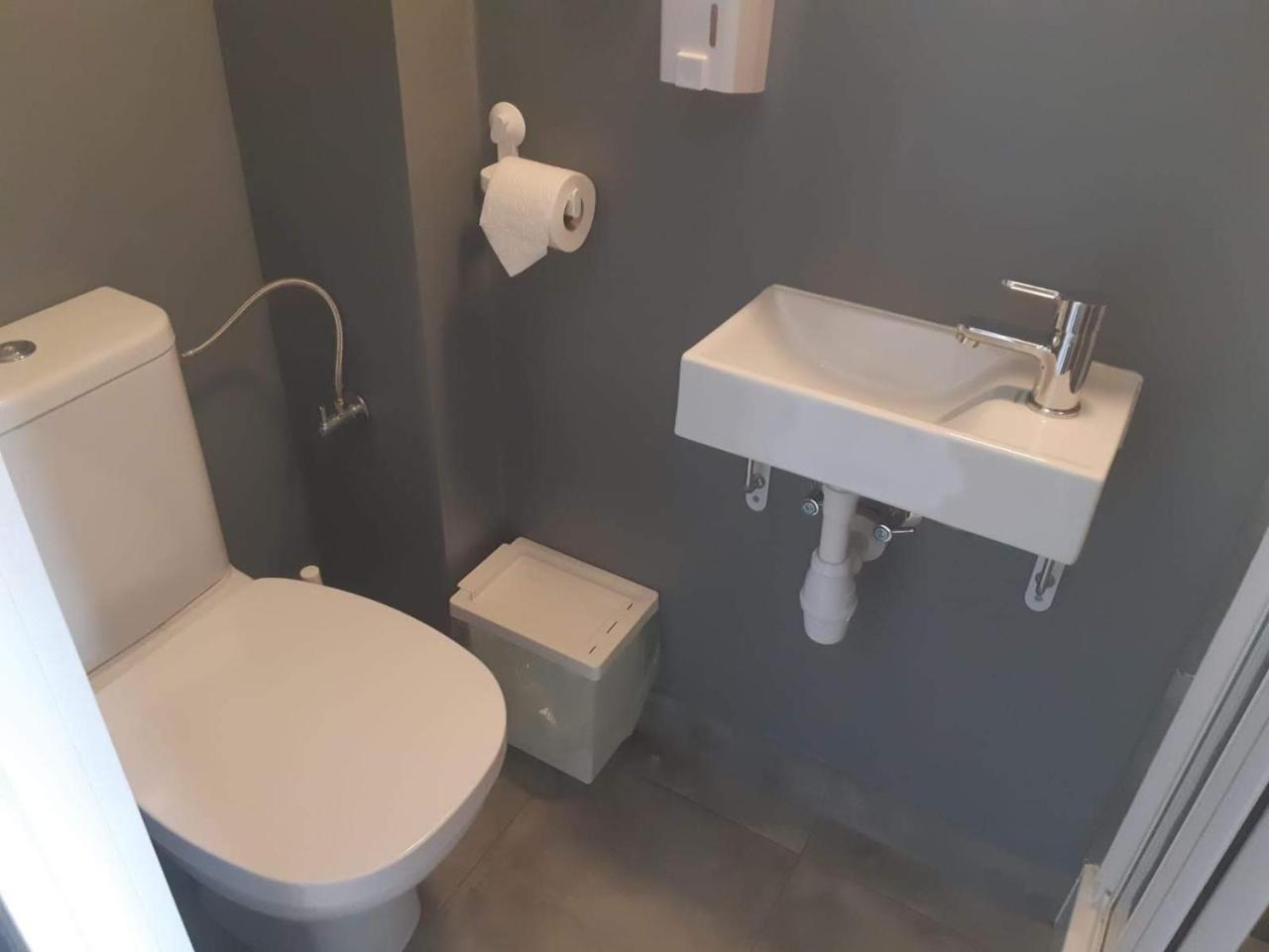 Hostel W5 Poznań Dış mekan fotoğraf