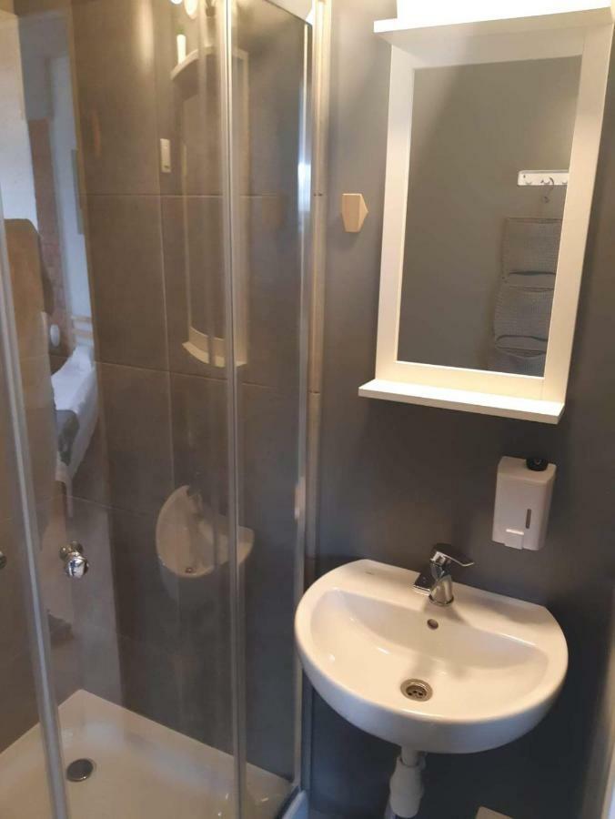 Hostel W5 Poznań Dış mekan fotoğraf